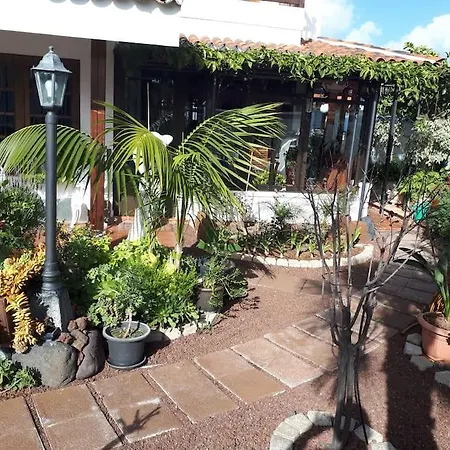 Tranquilo En Casa Con Jardin Lejlighed *